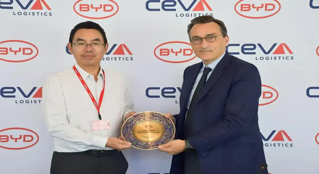 He Zhiqi, EVP of BYD Group and Chief Operating Officer of BYD Auto and Mathieu Friedberg, CEO, CEVA Logistics