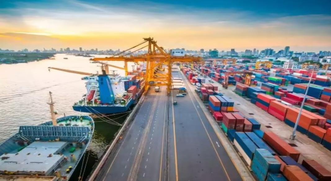 Deendayal Port Kandla Hits 50 MMT Cargo Milestone in Record Time